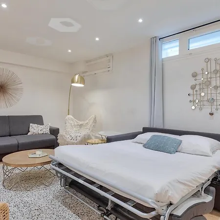 Cmg Buttes Chaumont - Botzaris Apartment